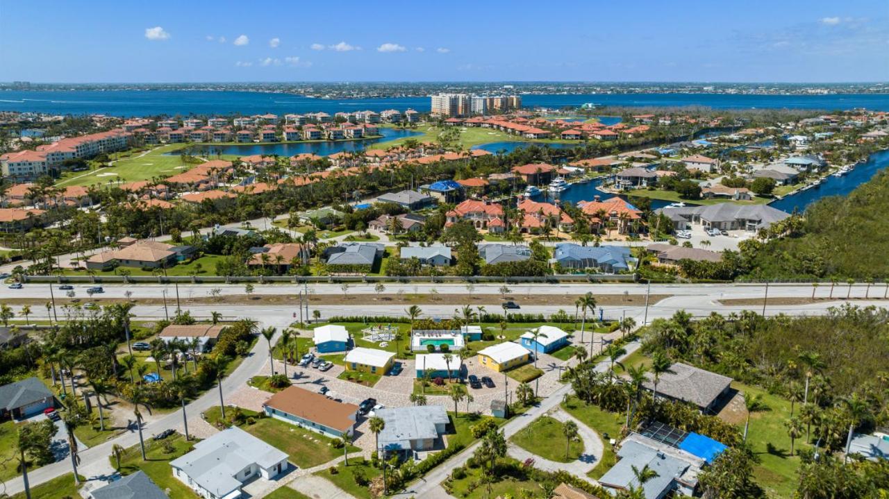 Poolside King Cottage With Kitchen - 10 Minutes To Beach! Fort Myers Exterior photo