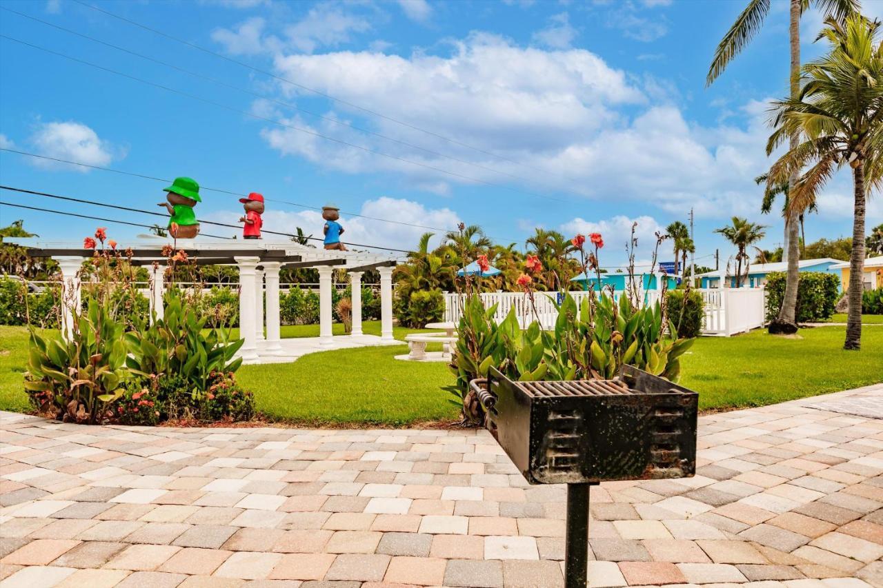 Poolside King Cottage With Kitchen - 10 Minutes To Beach! Fort Myers Exterior photo